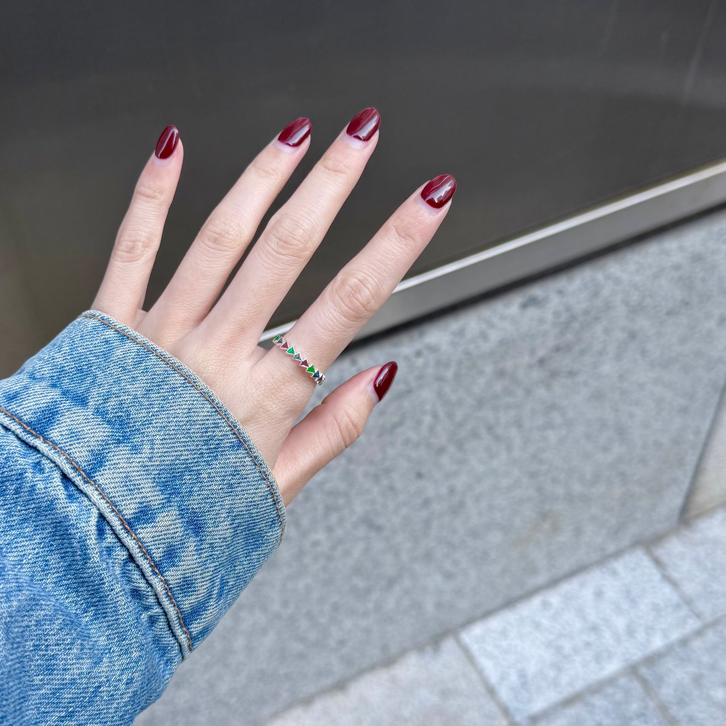 Triangle enamel ring 2