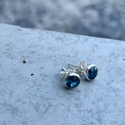 London Bule topaz pierce