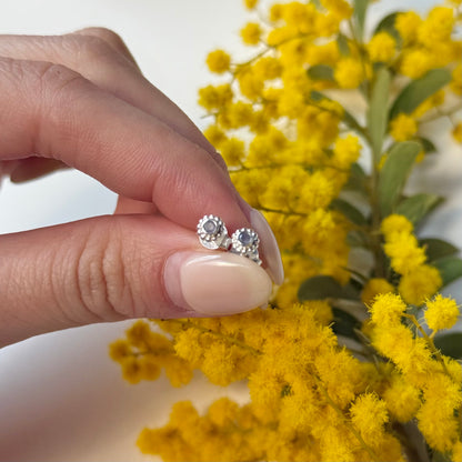 Flower pierce