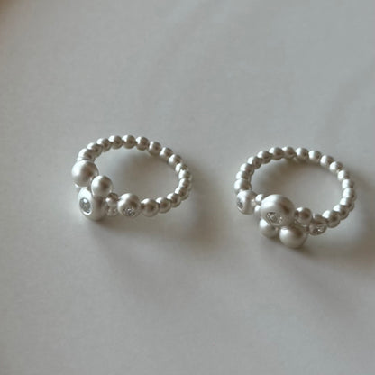 White topaz ring 15