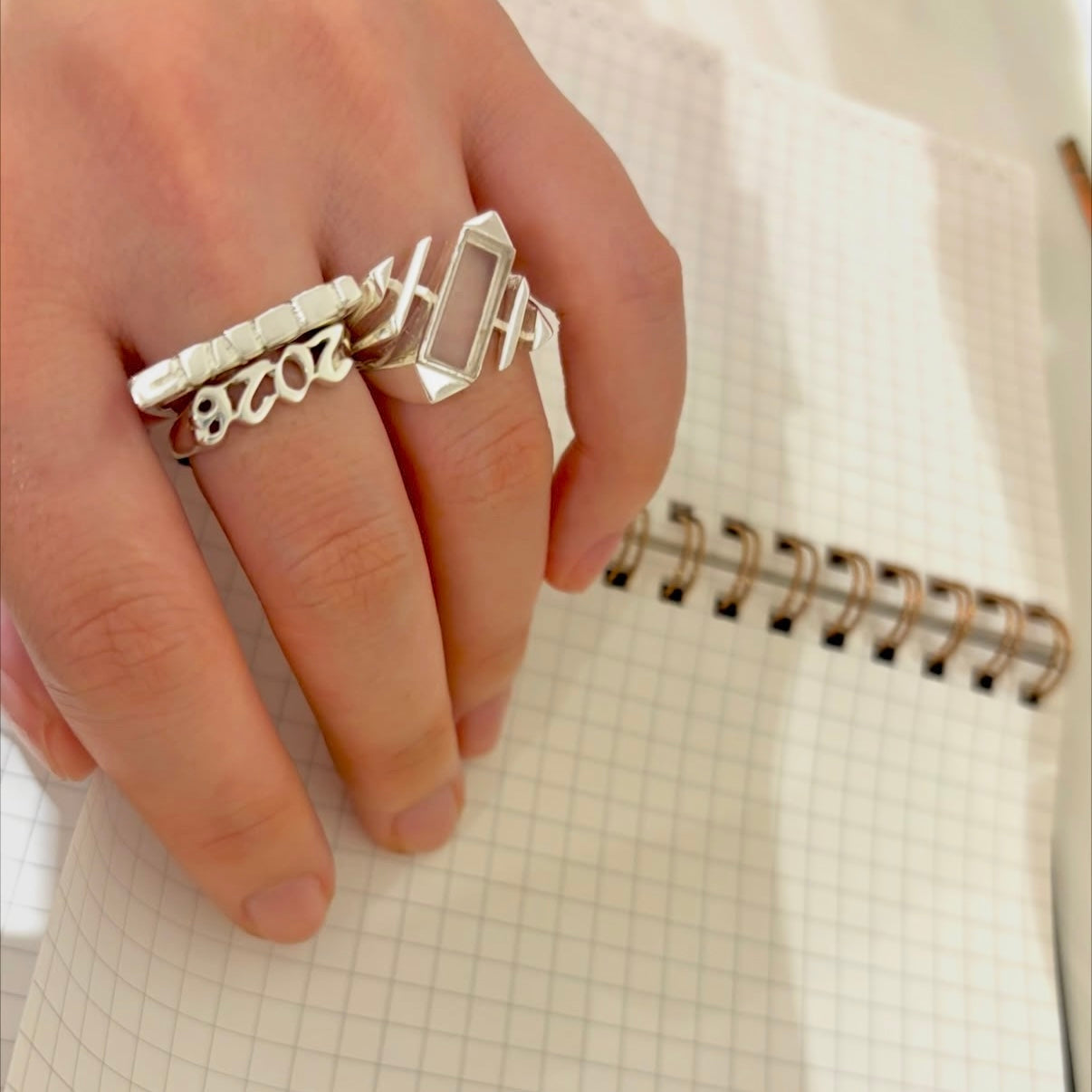 “2026” plain ring