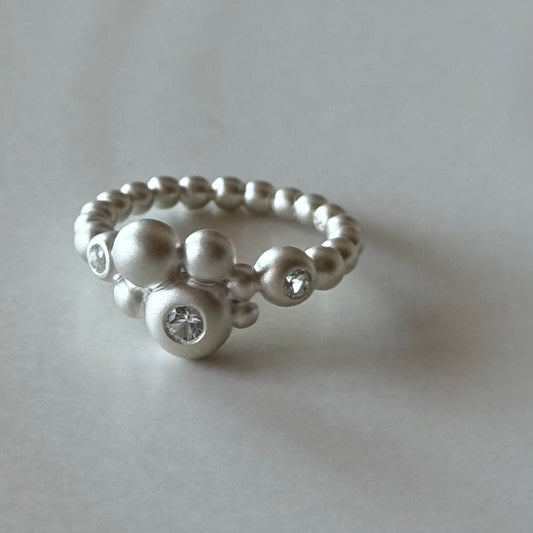 White topaz ring 15