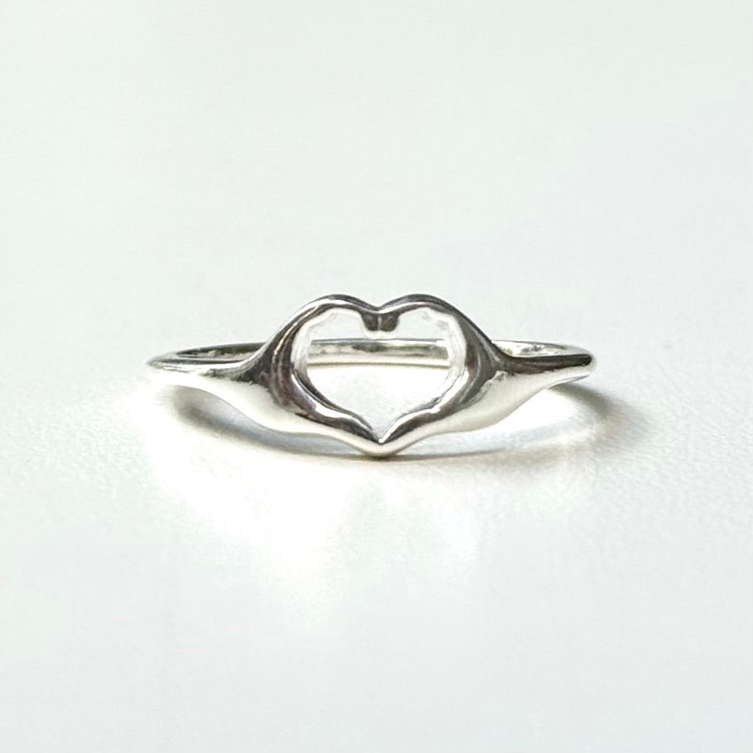 Heart plain ring 72
