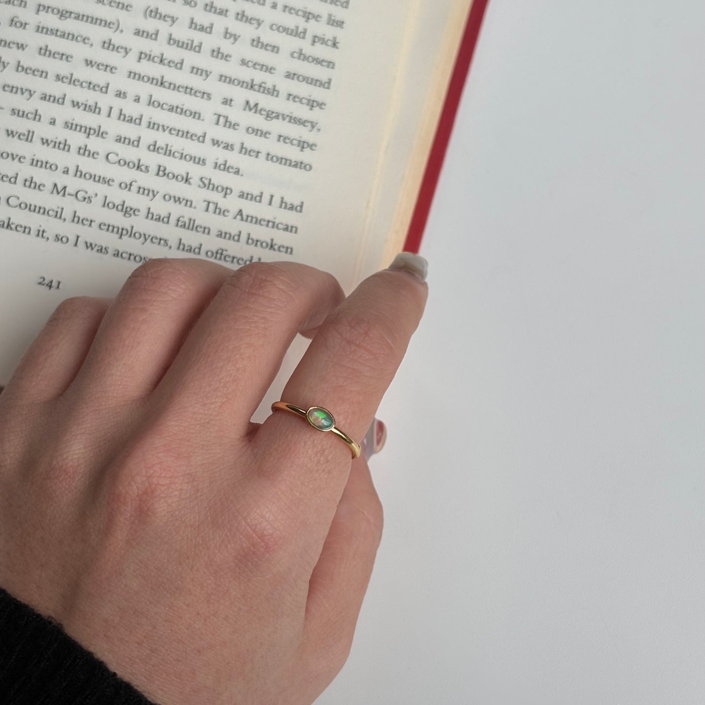 Brass petit ring〈Opal〉