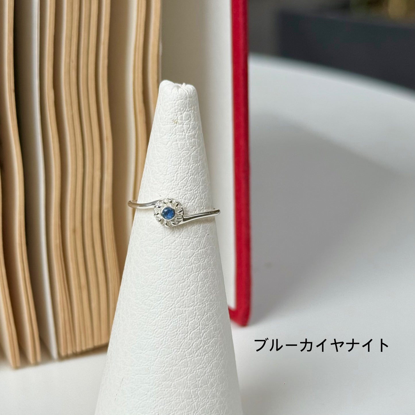 Flower design ring 9