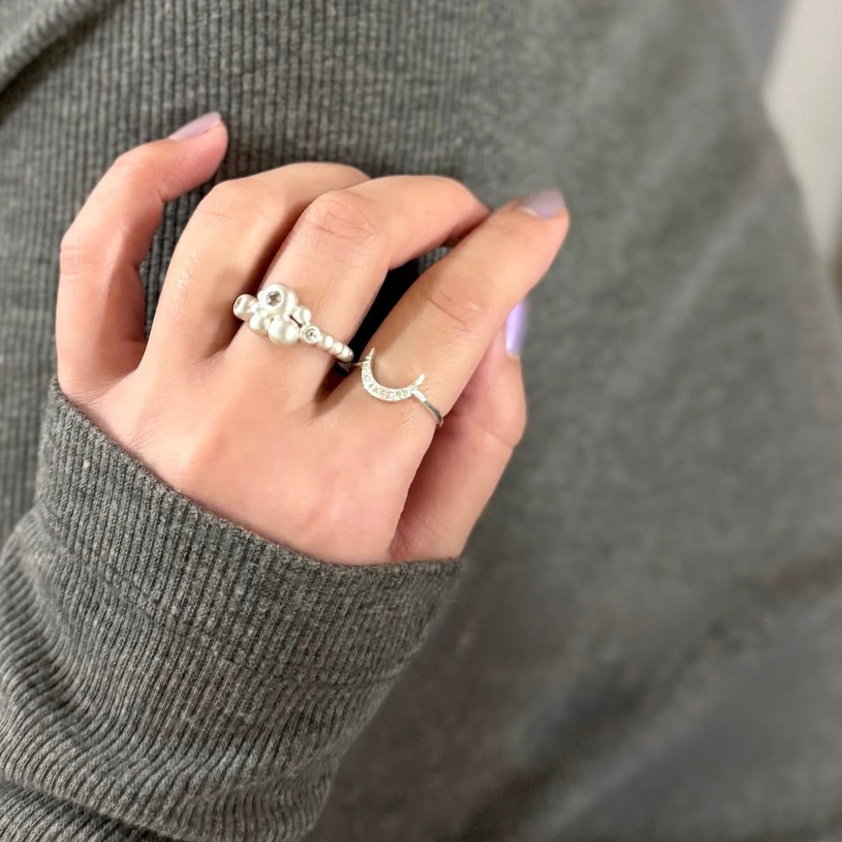 White topaz ring 15