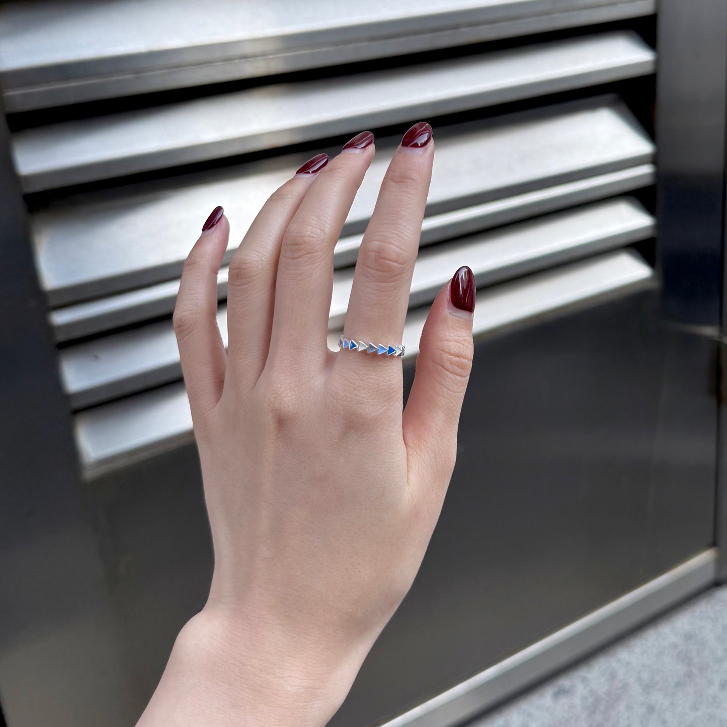 Triangle enamel ring 1