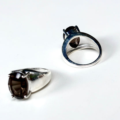 Concave cut ring