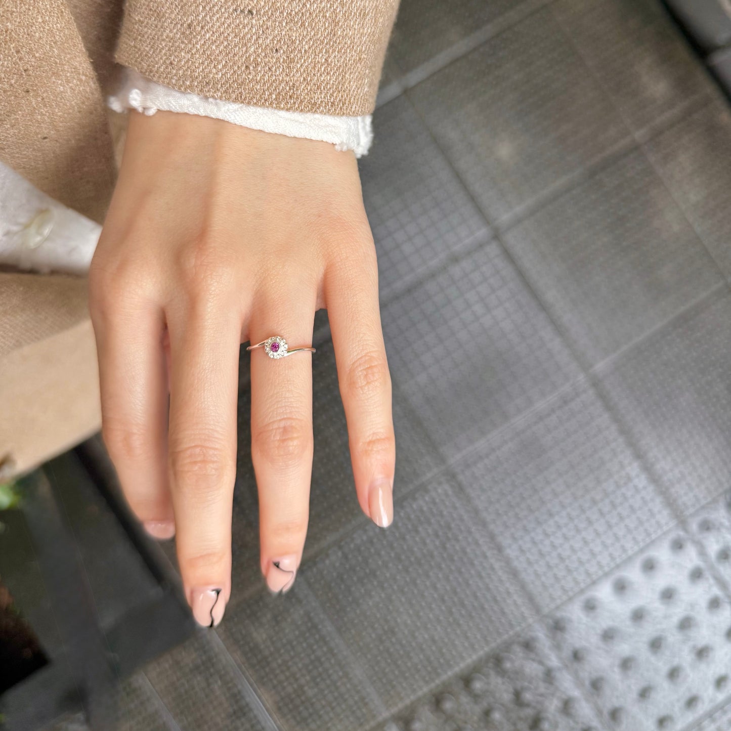 Flower design ring 9