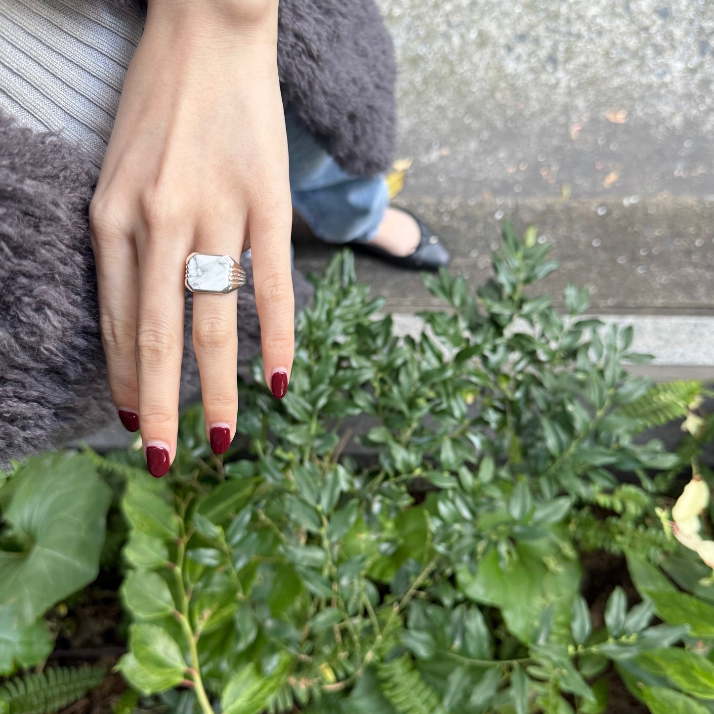 Square design ring 2