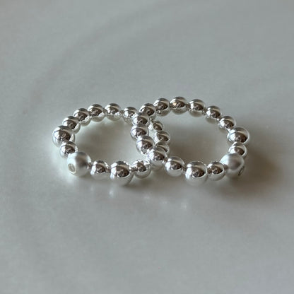 White topaz ring 16