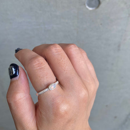 Silver925 petit  ring〈white/clear〉