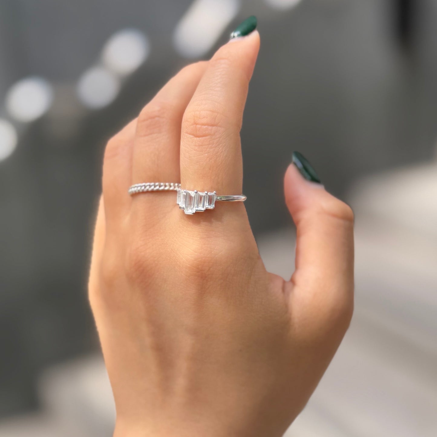 5stone ring 6