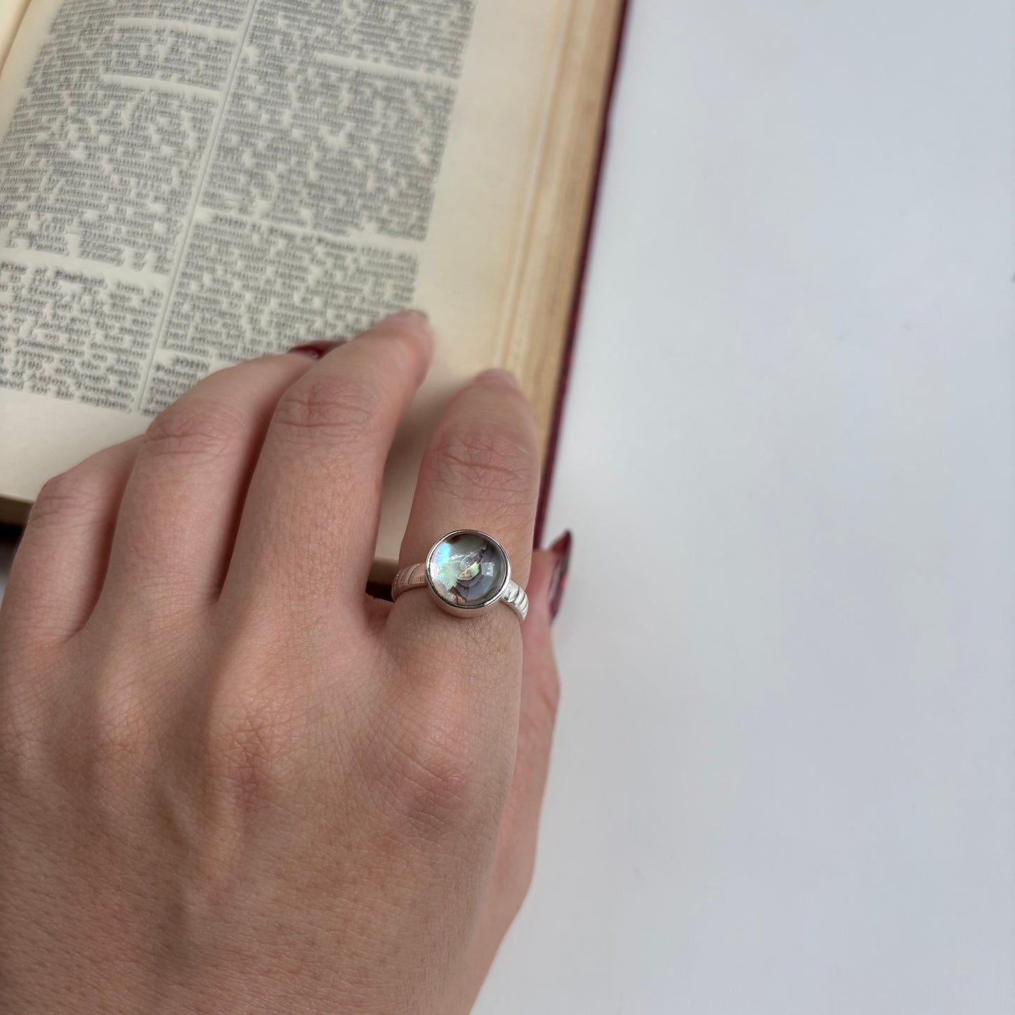 Doublet Abalone shell & Crystal ring 1