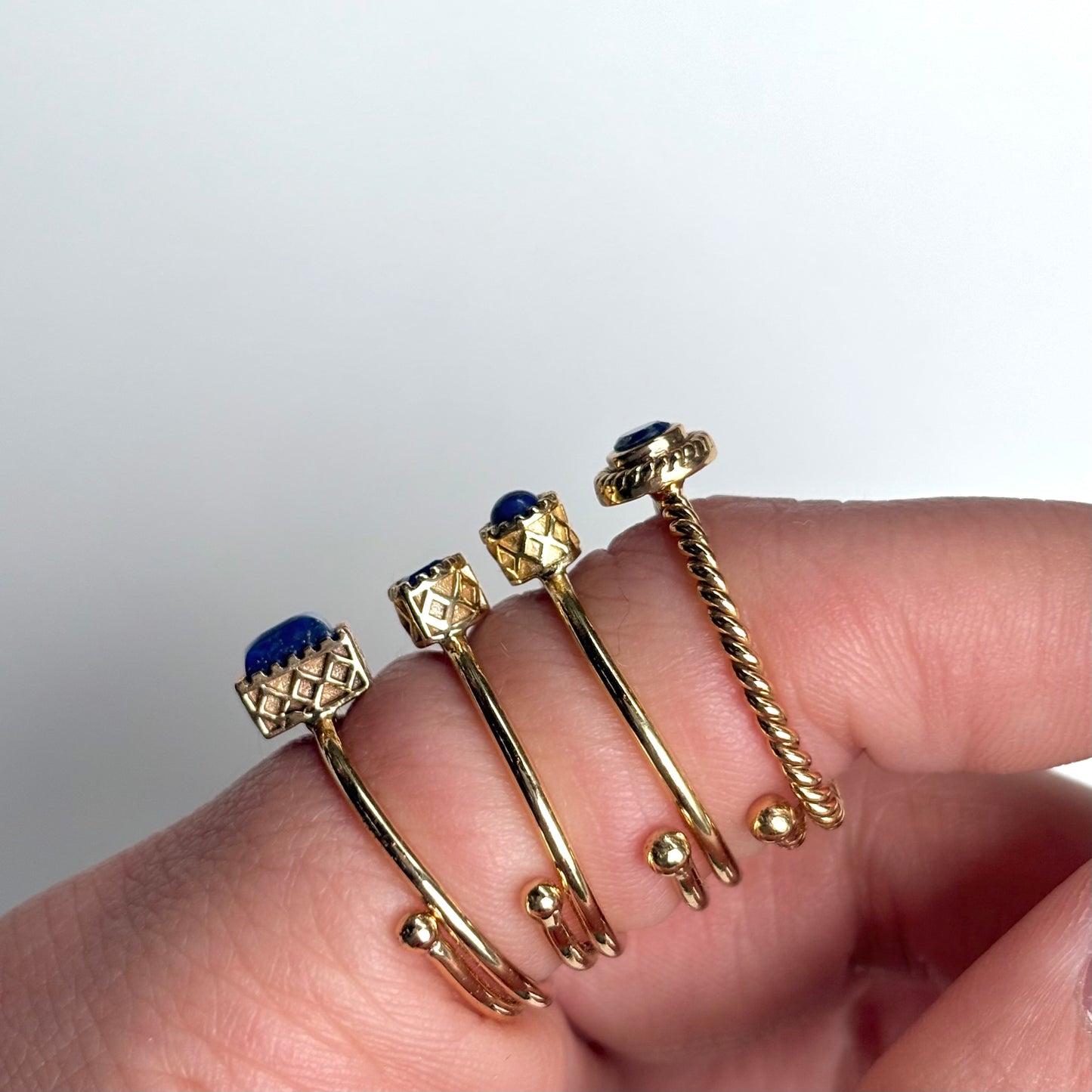 Brass petit ring〈Lapis lazuli〉