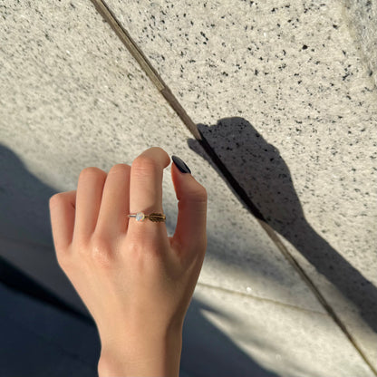 Feather design ring 1