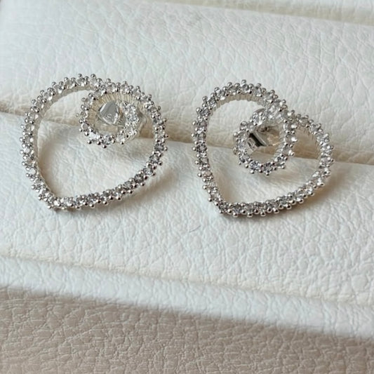 Heart design pierce 3