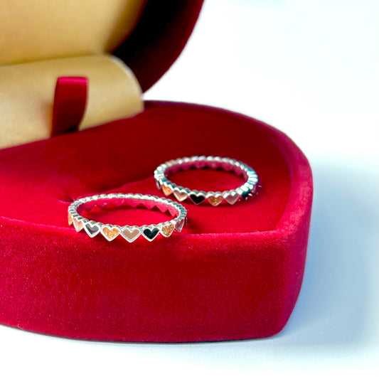 Heart enamel ring 5