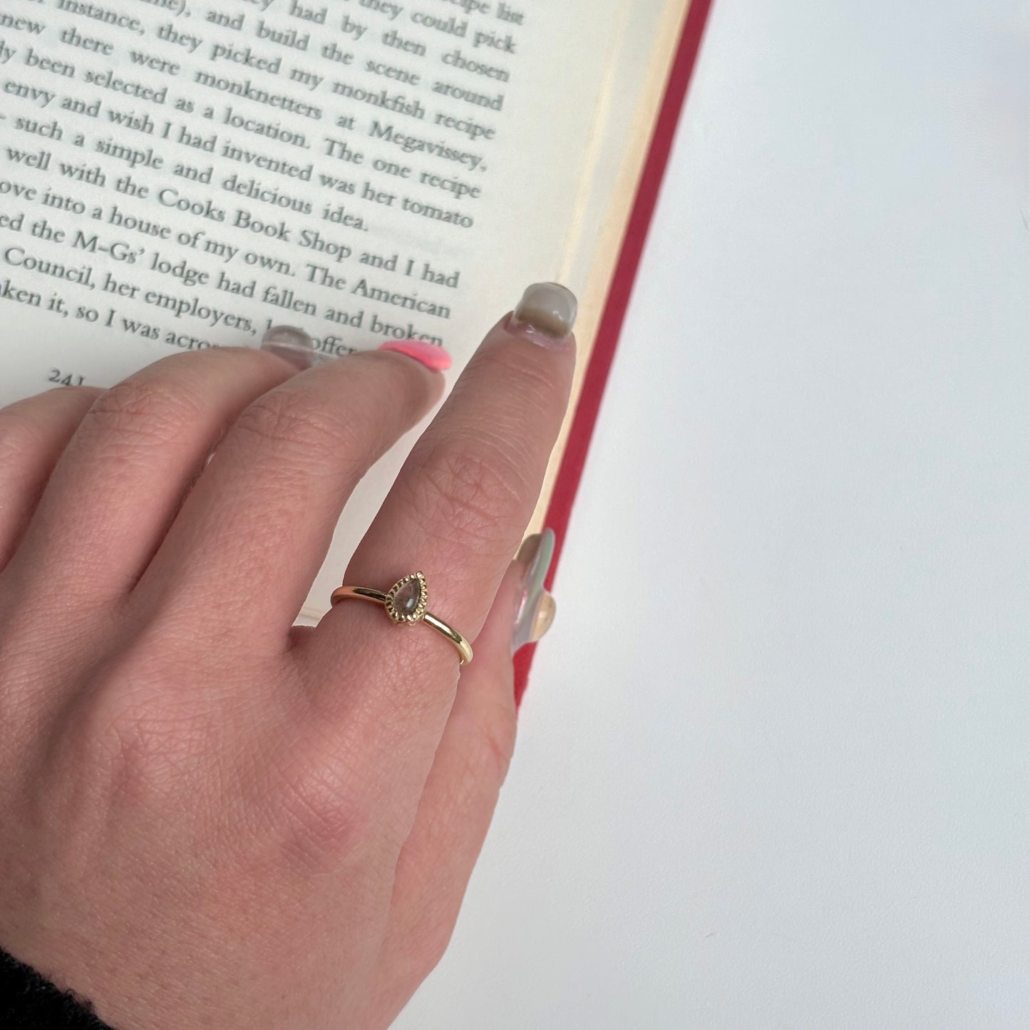 Brass petit ring〈Purple Labradorite〉