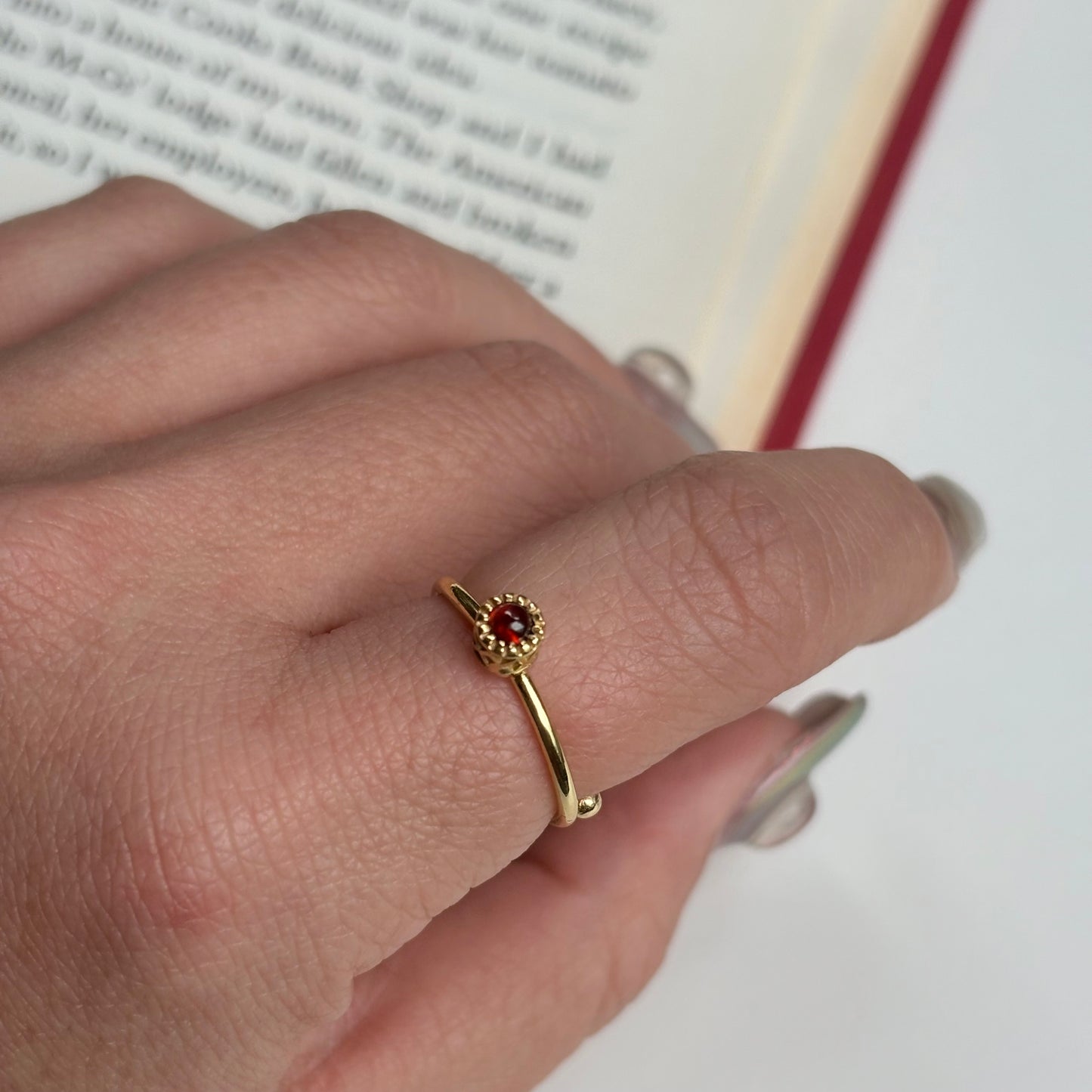 Brass petit ring〈Garnet〉