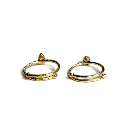Brass petit ring 〈Rainbow moon stone〉