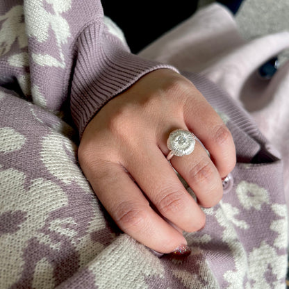 Flower design ring 8