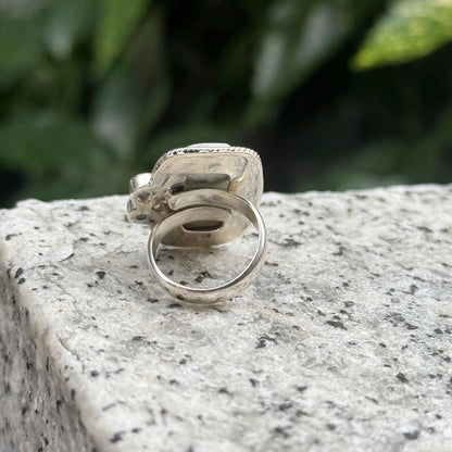 Big stone ring 6