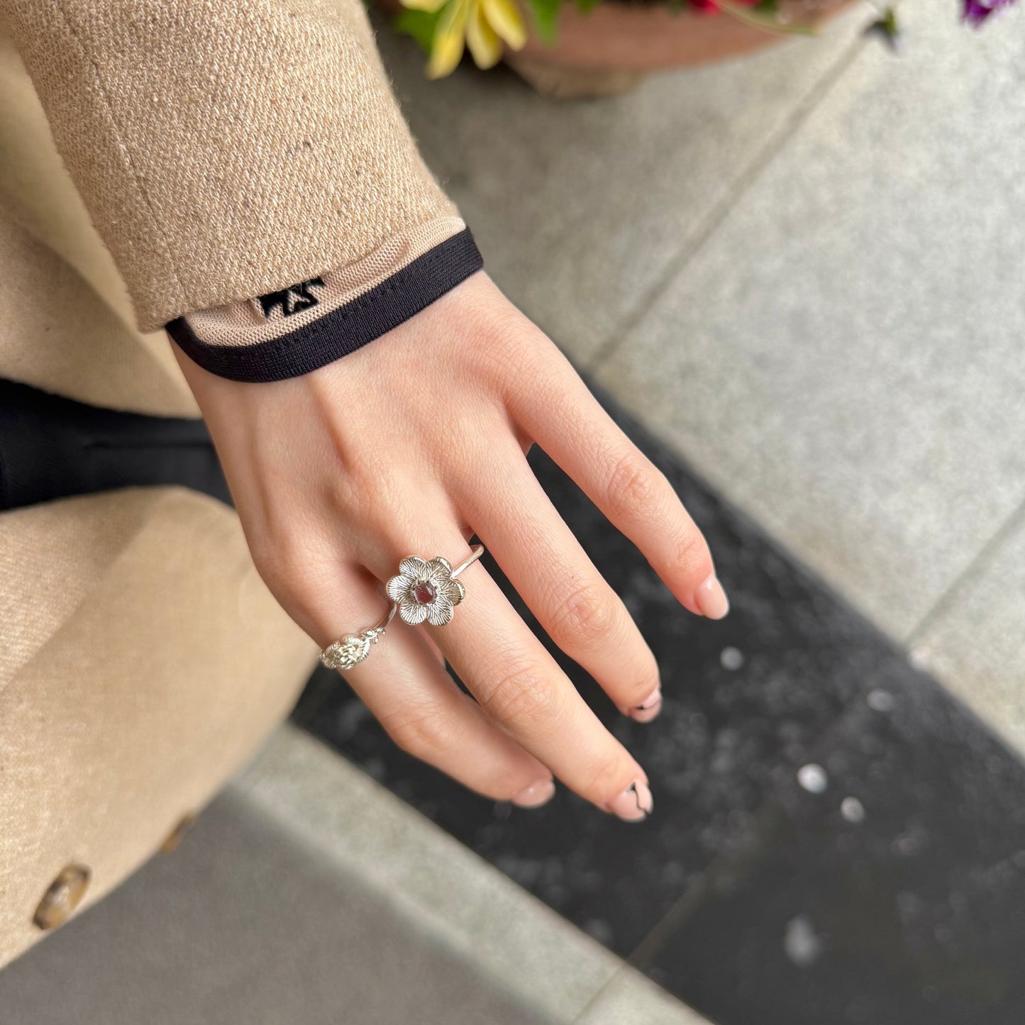 Flower design ring 7