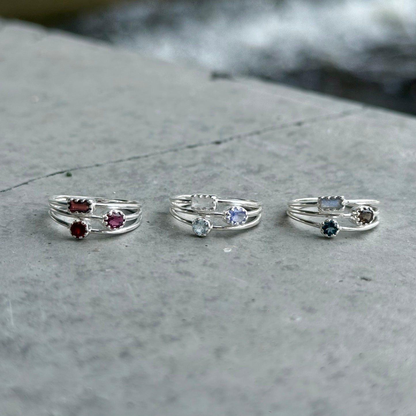 3stone ring 4