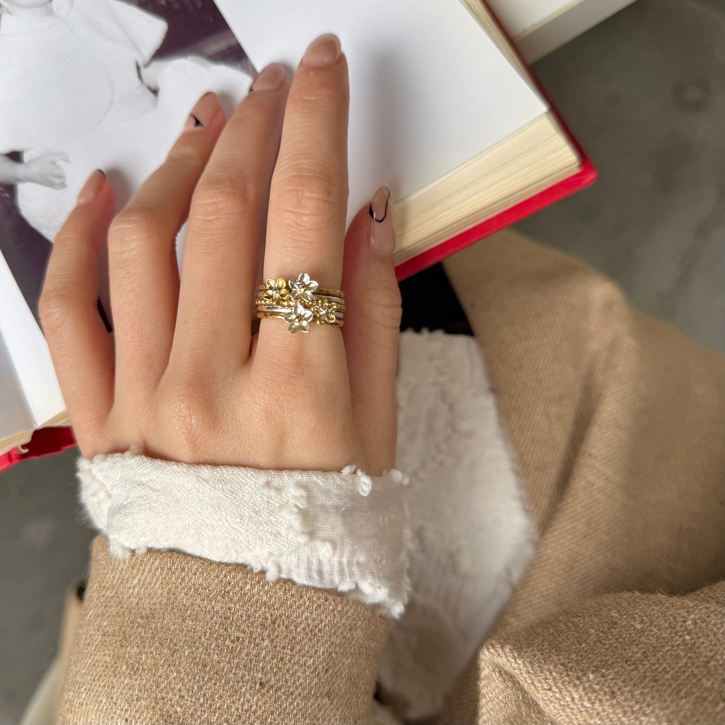 Stacking plain ring〈Flower〉