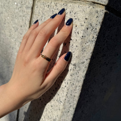 Feather design ring 1