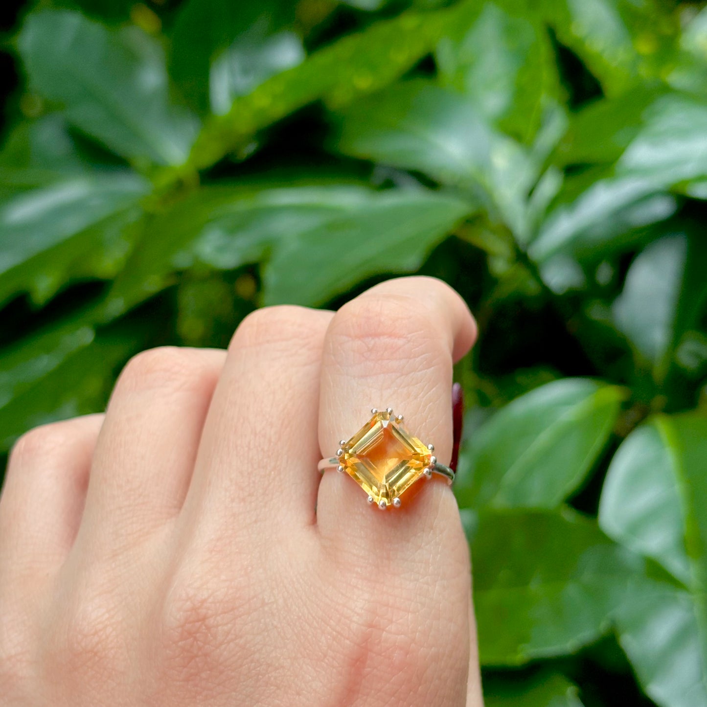 Square design ring 1