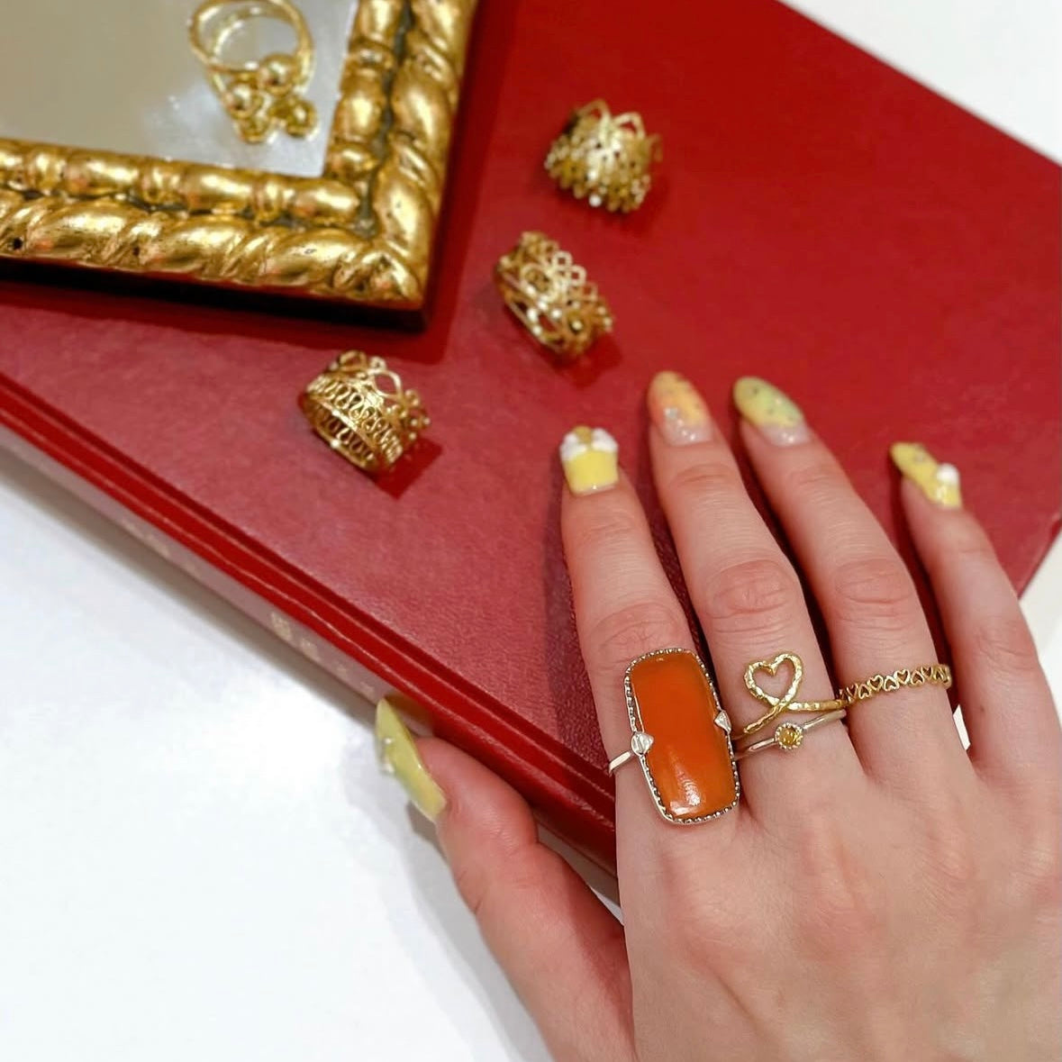 Big stone design ring 3