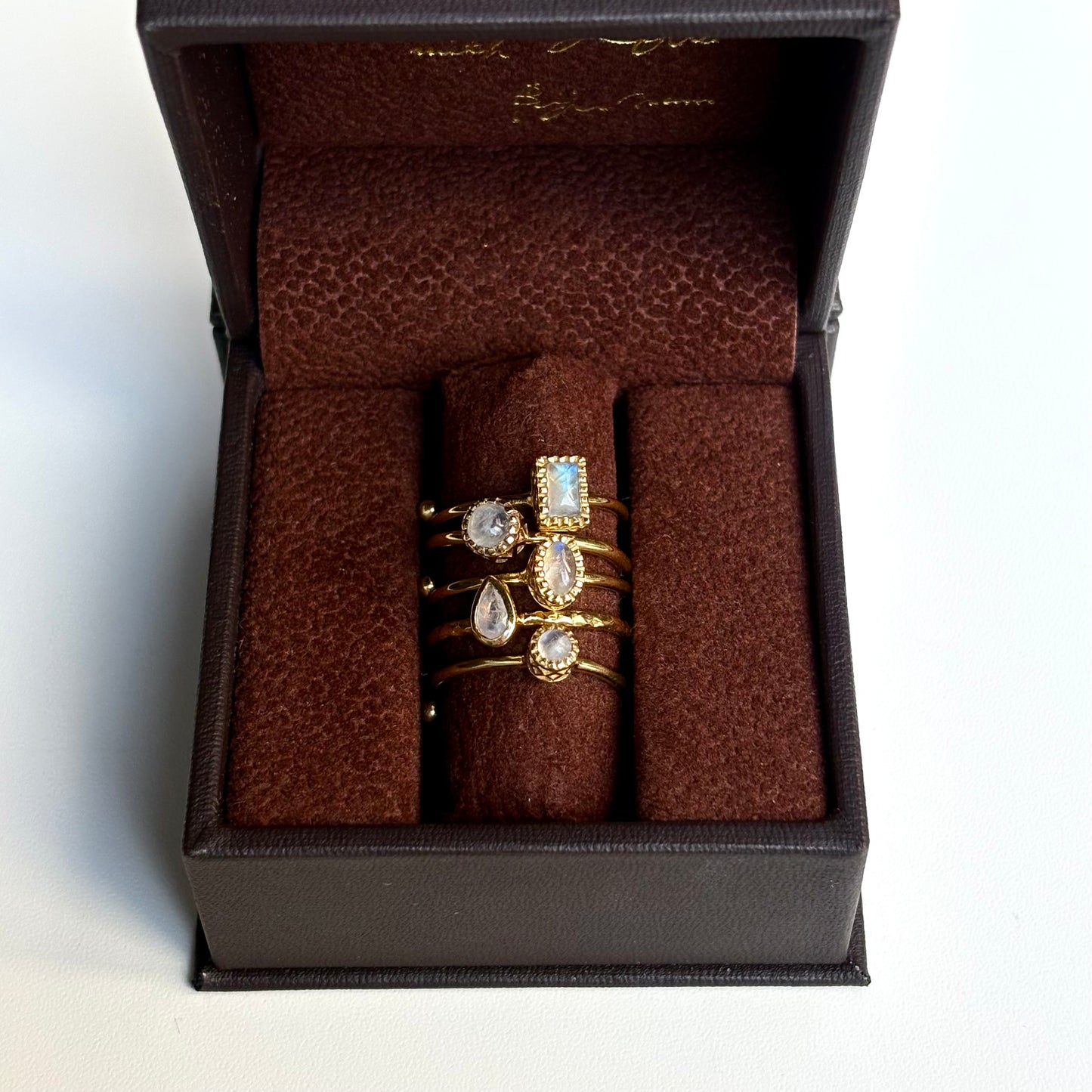 Brass petit ring 〈Rainbow moon stone〉