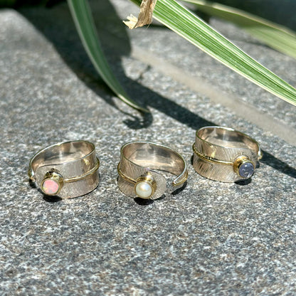 Feather design ring