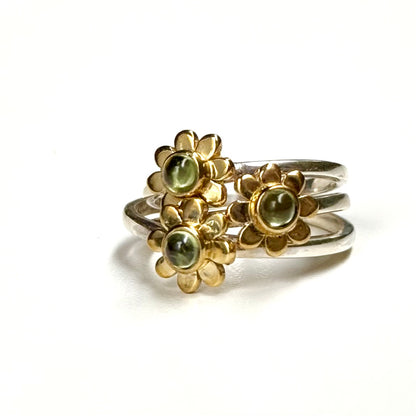 Flower design ring