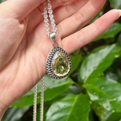 Big stone charm 1