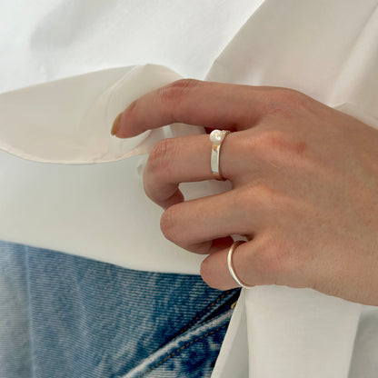 Pearl design ring 13