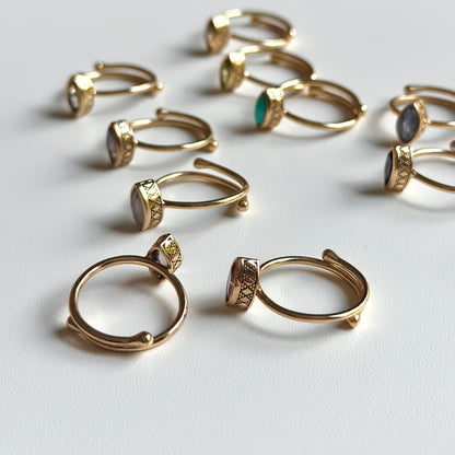 Brass petit ring 7
