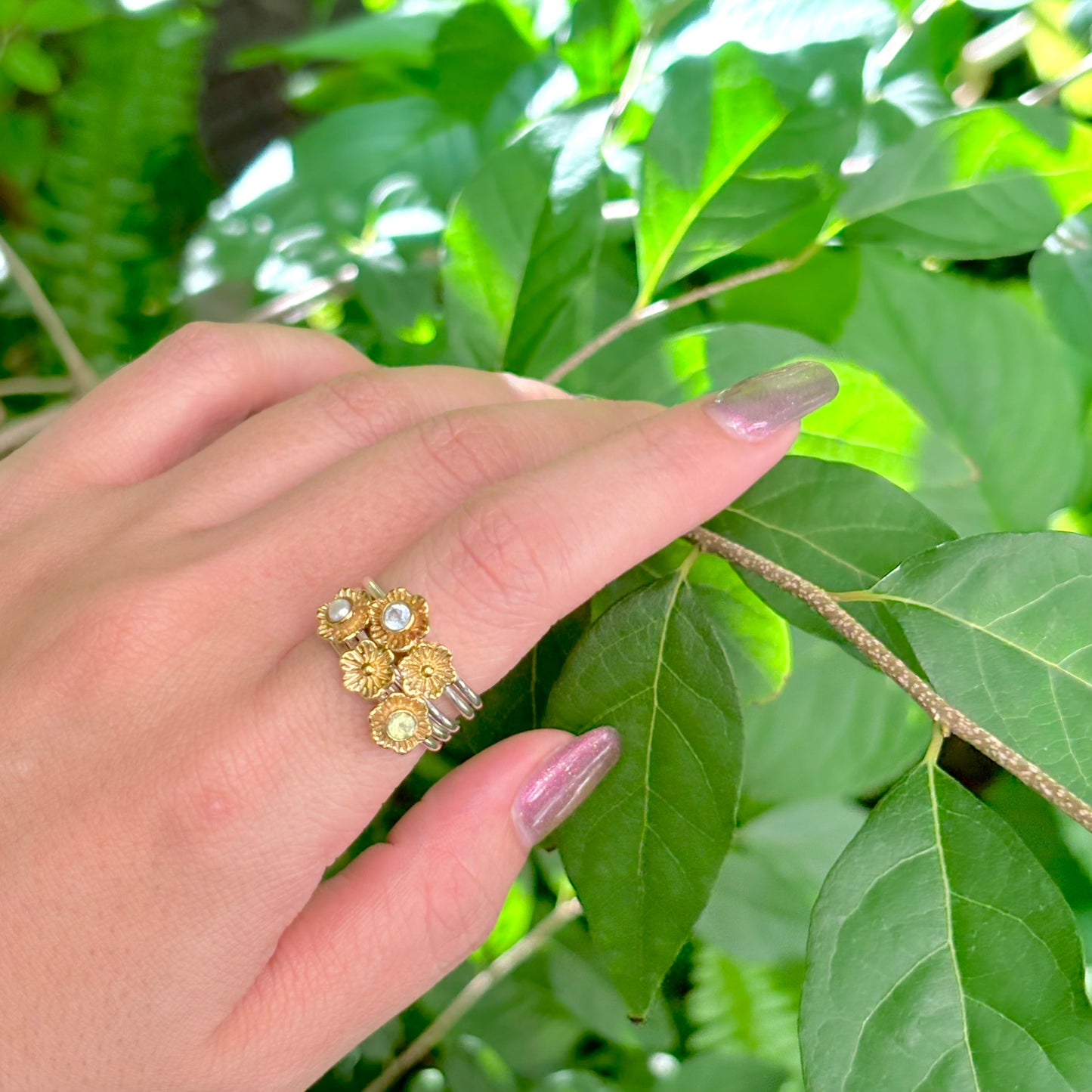 Flower stacking ring