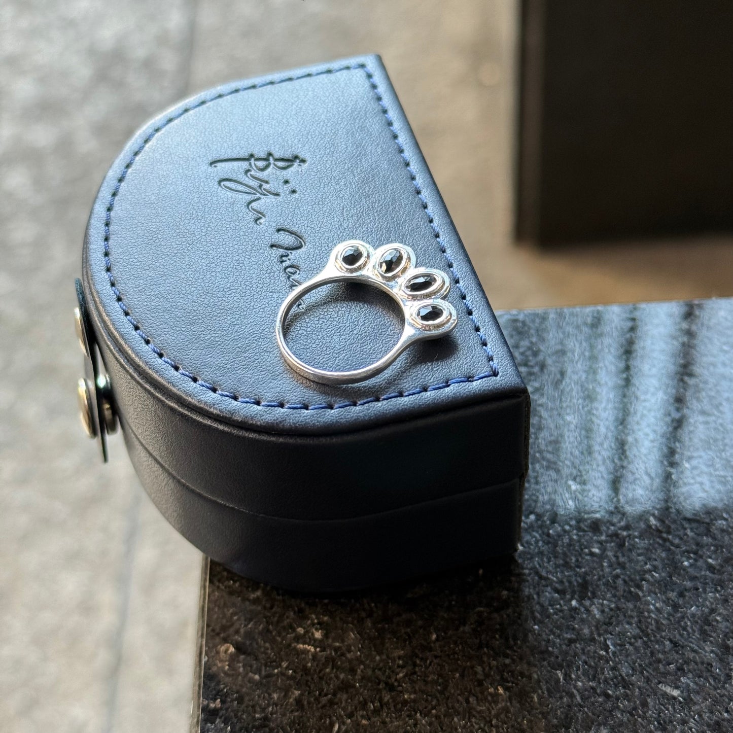 NIKUKYU ring