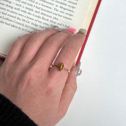 Brass petit ring〈Tiger eye〉