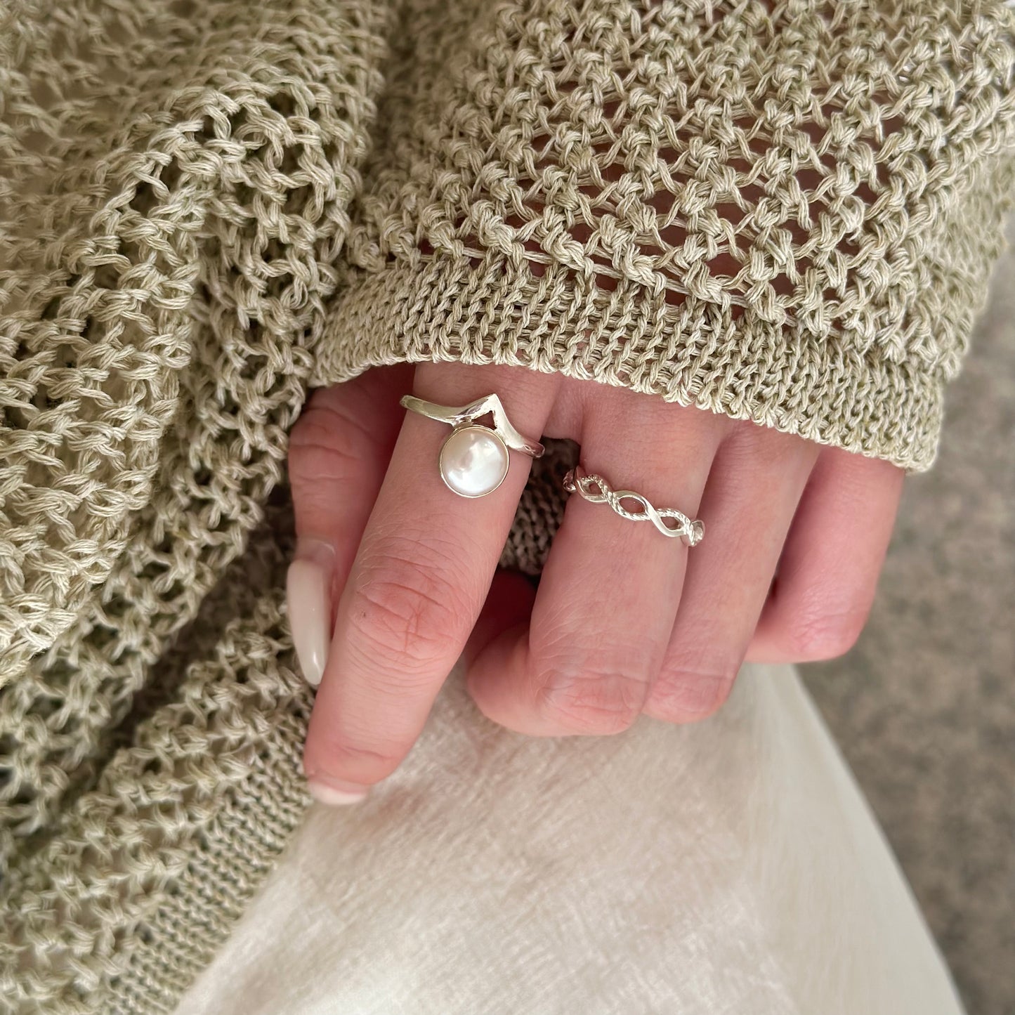 Pearl design ring 2