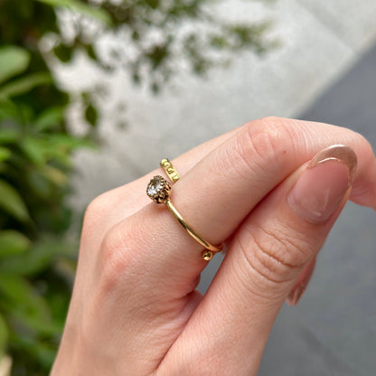 Brass petit ring 4