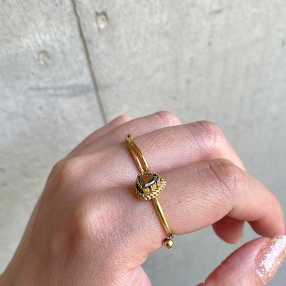 Brass petit ring〈gold／black〉