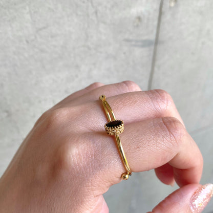 Brass petit ring〈gold／black〉