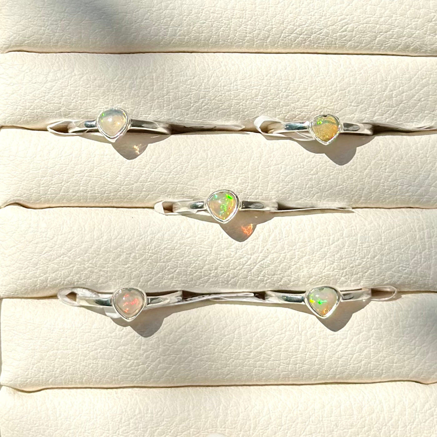 Silver925 heart opal ring 2